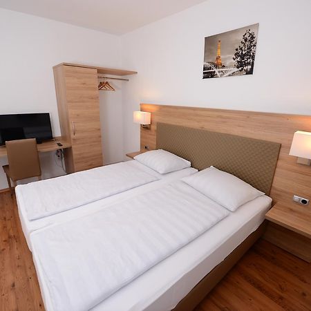 Hotel Linde Stuttgart Exterior foto